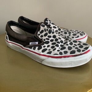 Black and white women’s vans size 6